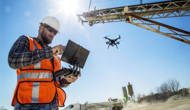 operadordrone-c_scale,q_auto,w_1600